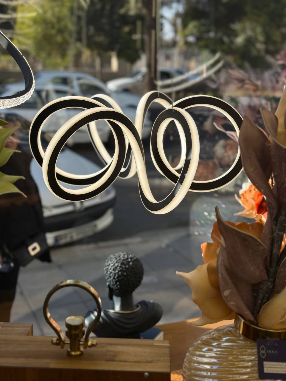 لوستر مدرن طرح گل دو طرفه نور